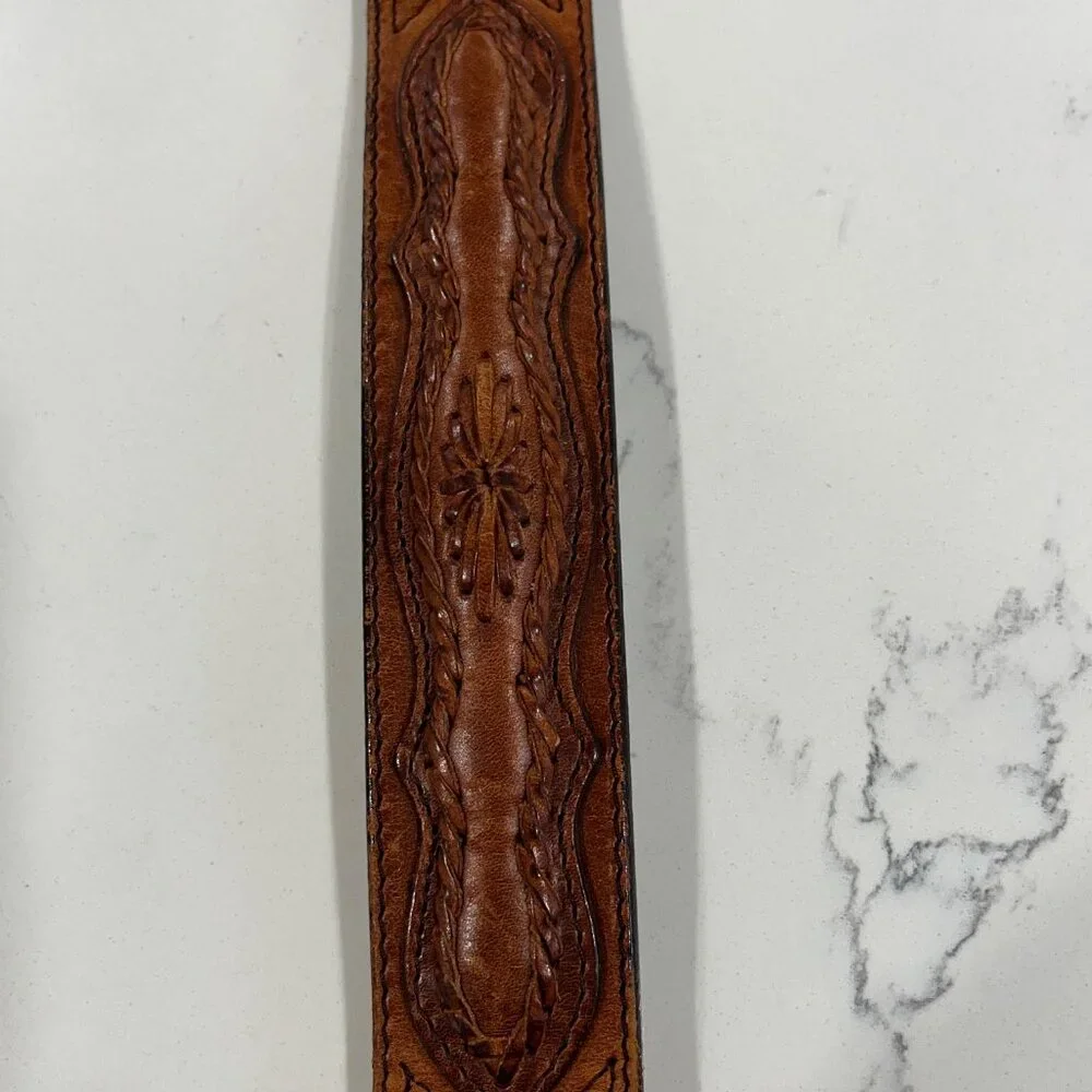 Vintage Belt dated 1991 Size 36 braided leather design